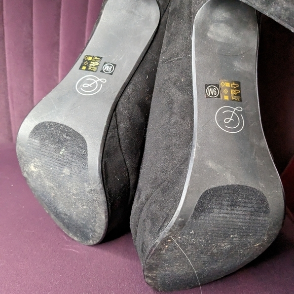 SOLD ON ANOTHER PLATFORM: Chinese Laundry Size 9 Black Platform Heels - Picture 5 of 6